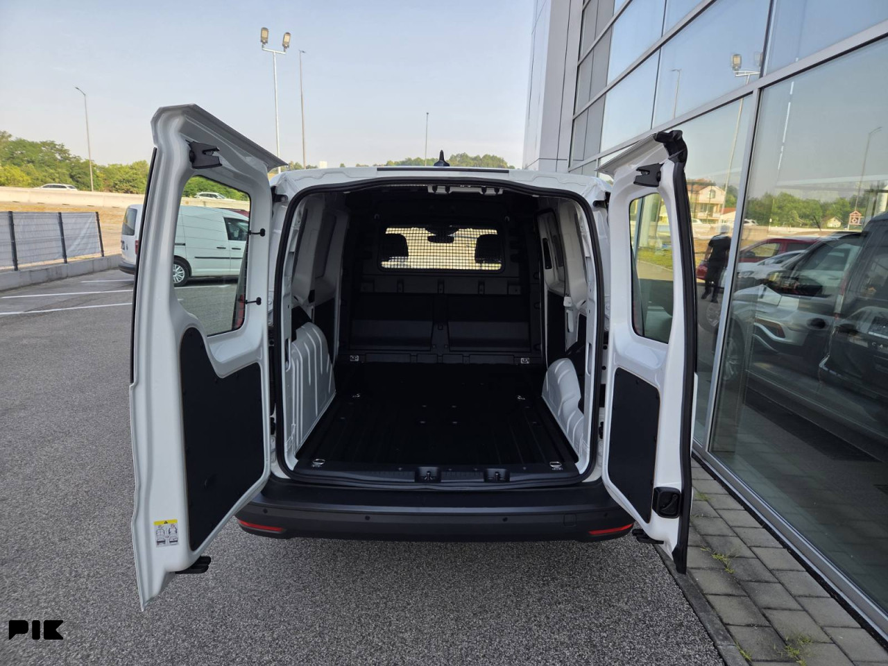 Volkswagen Caddy Cargo Maxi 2.0 TDI 75 kW / 102 KS 2026