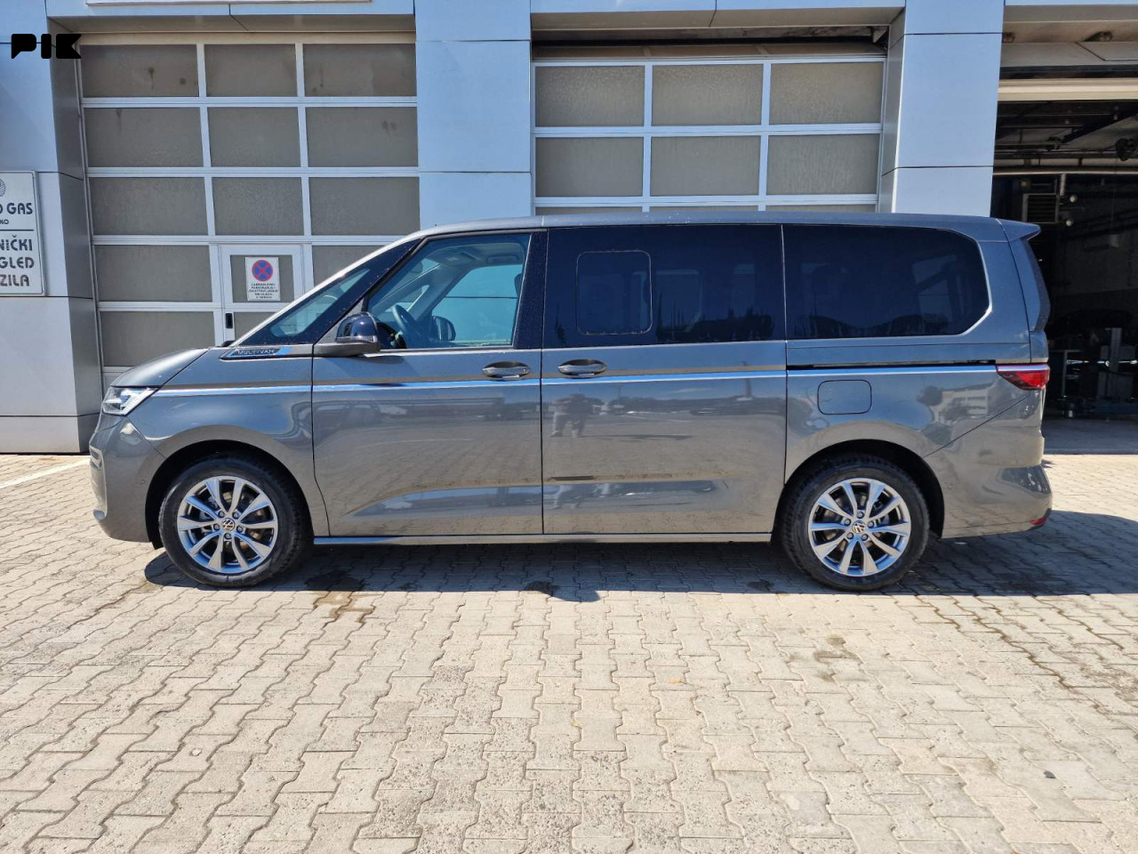 Volkswagen Multivan Style LR 2.0 TDI DSG