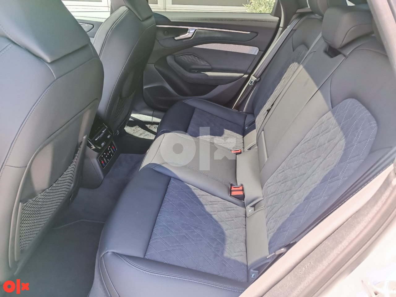Audi A6 3.0 TDI V6 Quattro S-tronic S-line 299 ks