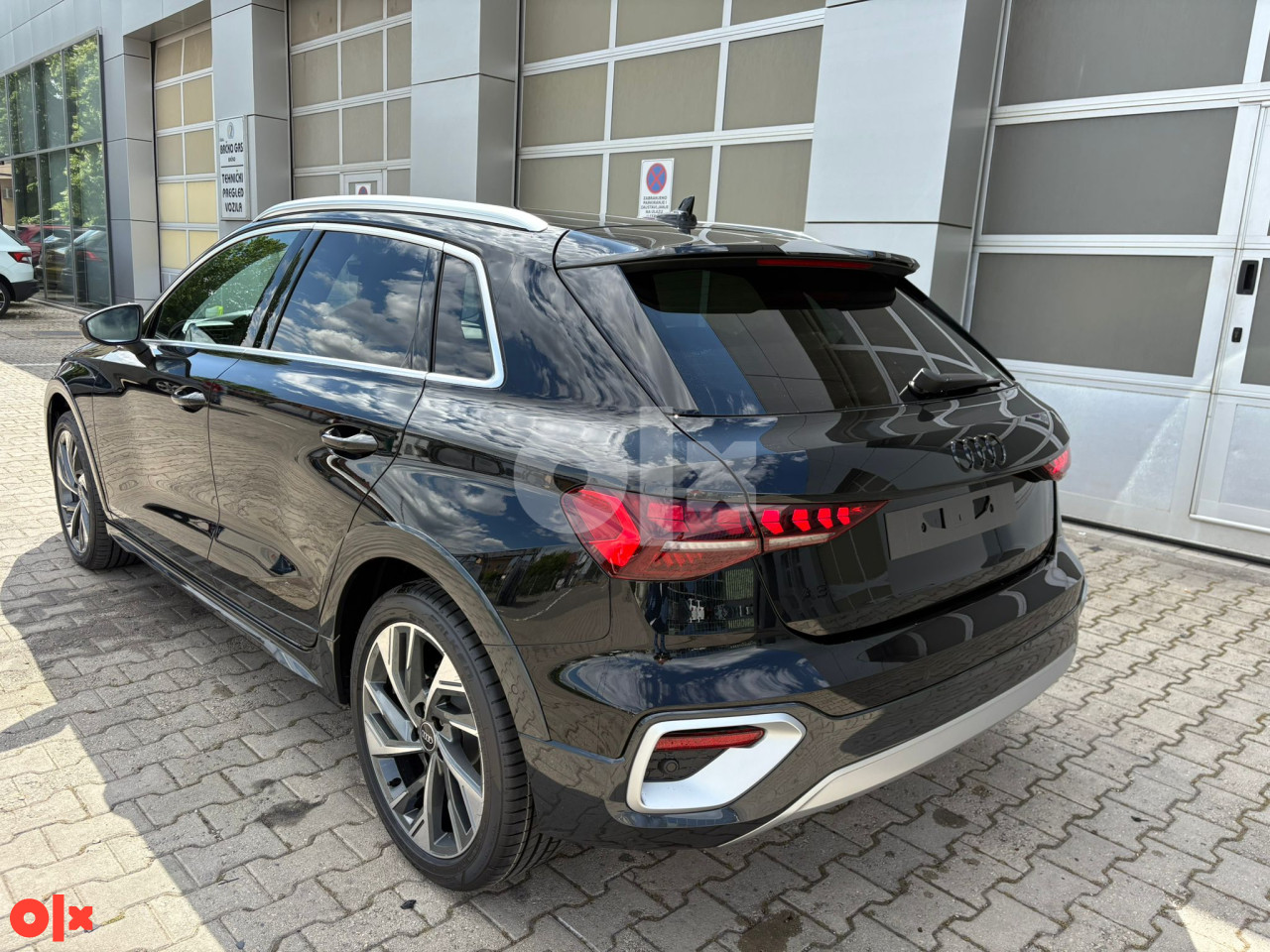 Audi A3 ALLSTREET 35 TFSI S-tronic 150 ks Novi model