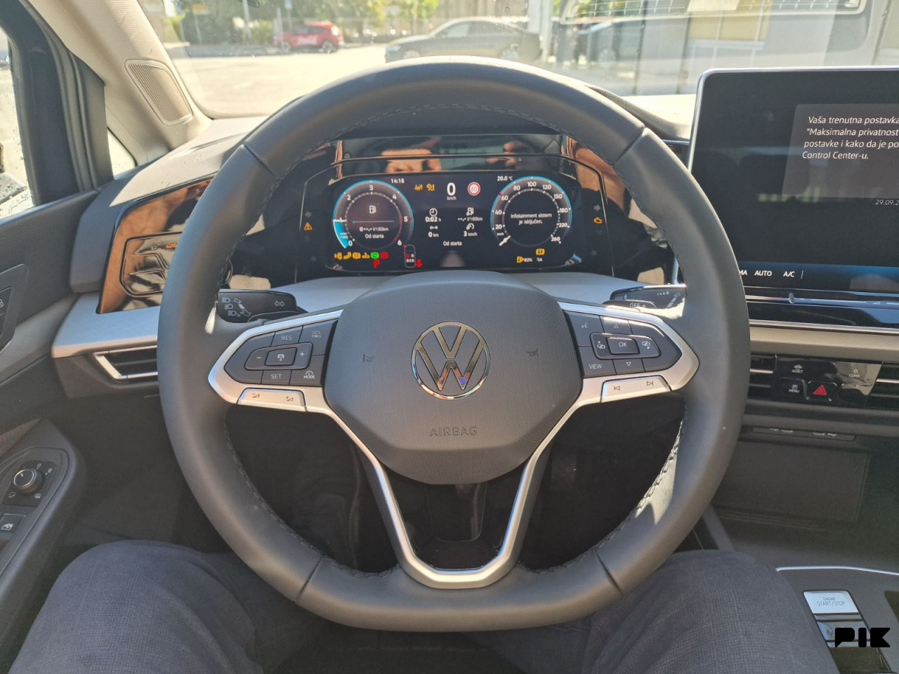 Volkswagen Golf Life+ 2.0 TDI DSG 150KS