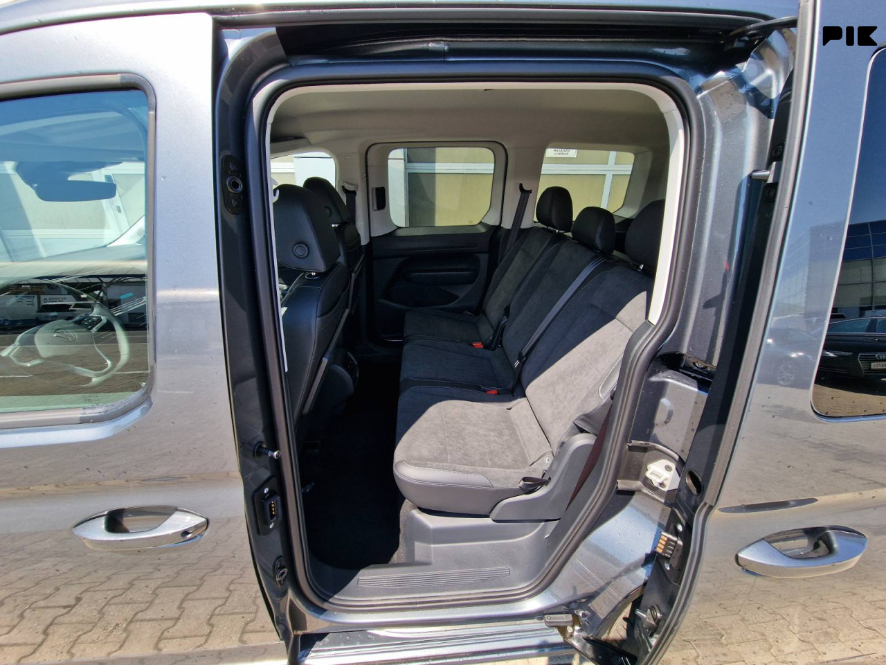 Volkswagen Caddy Style 2.0 TDI DSG 122KS