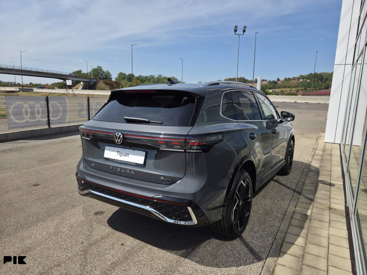 Volkswagen Tiguan R-Line Plus 2.0 TDI 4Motion 142kW