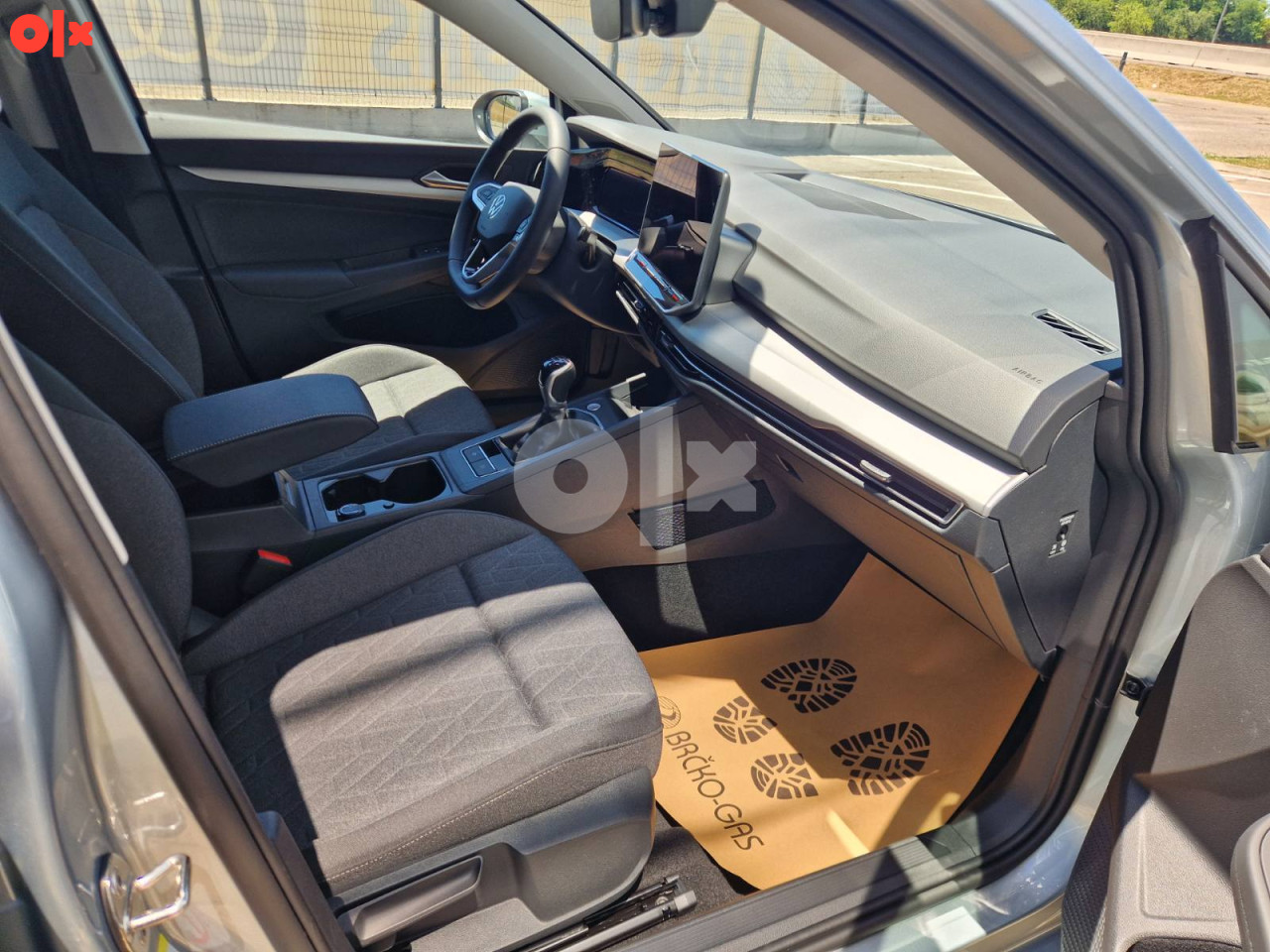 Volkswagen Golf Life Plus 2.0 TDI 85kW / 115 KS
