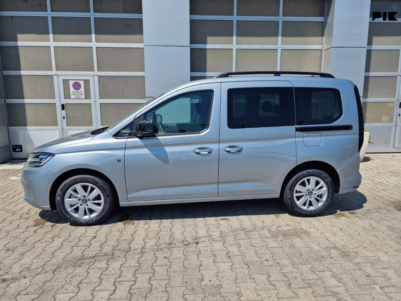 Volkswagen Caddy Life 2.0 TDI DSG 122KS