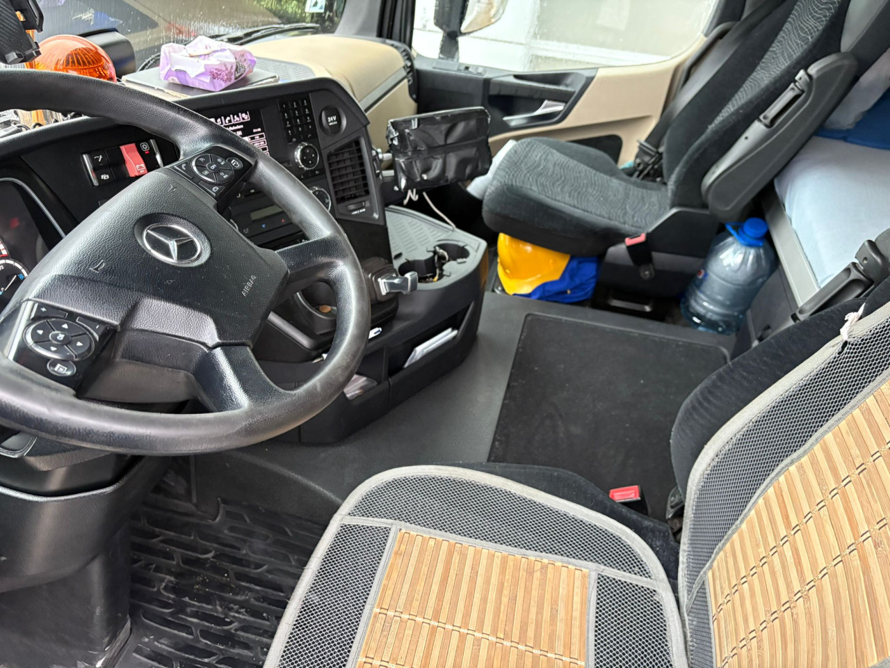 Mercedes-Benz Actros 1843 LS