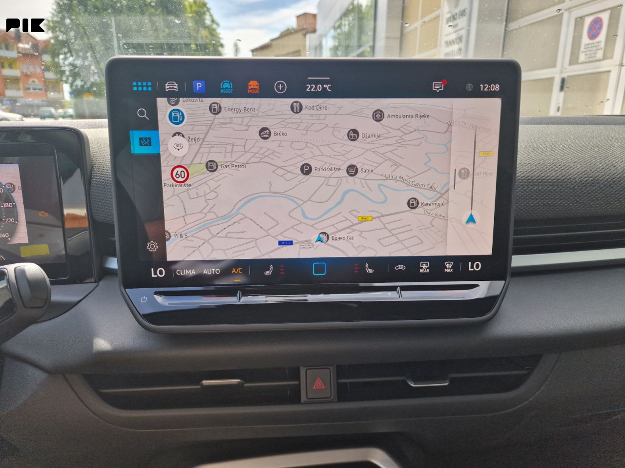 Volkswagen T-Roc R-Line 1.5 eTSI 150KS