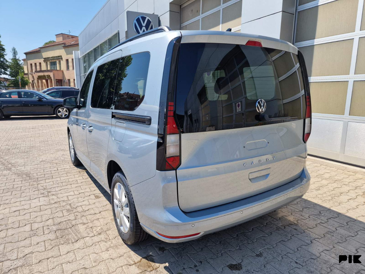 Volkswagen Caddy Life 2.0 TDI DSG 122KS