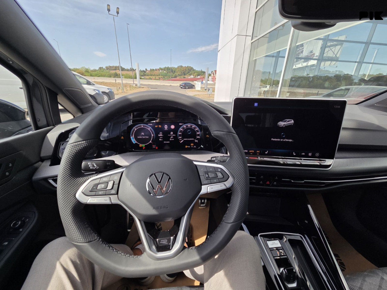 Volkswagen Golf R-Line Plus 2.0 TDI 110kW