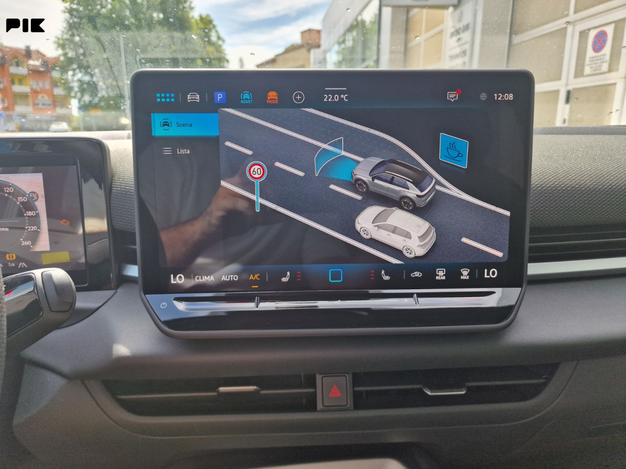 Volkswagen T-Roc R-Line 1.5 eTSI 150KS
