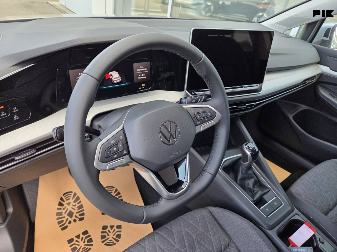 Volkswagen Golf Life Plus 2.0 TDI 85kW