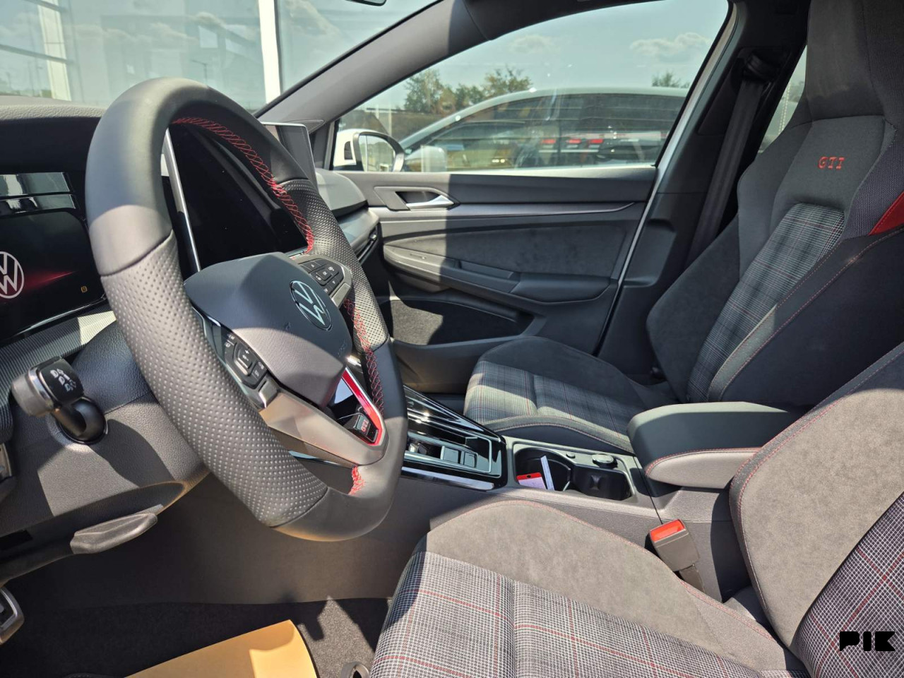 Volkswagen Golf GTI 2.0 TSI 265KS DSG