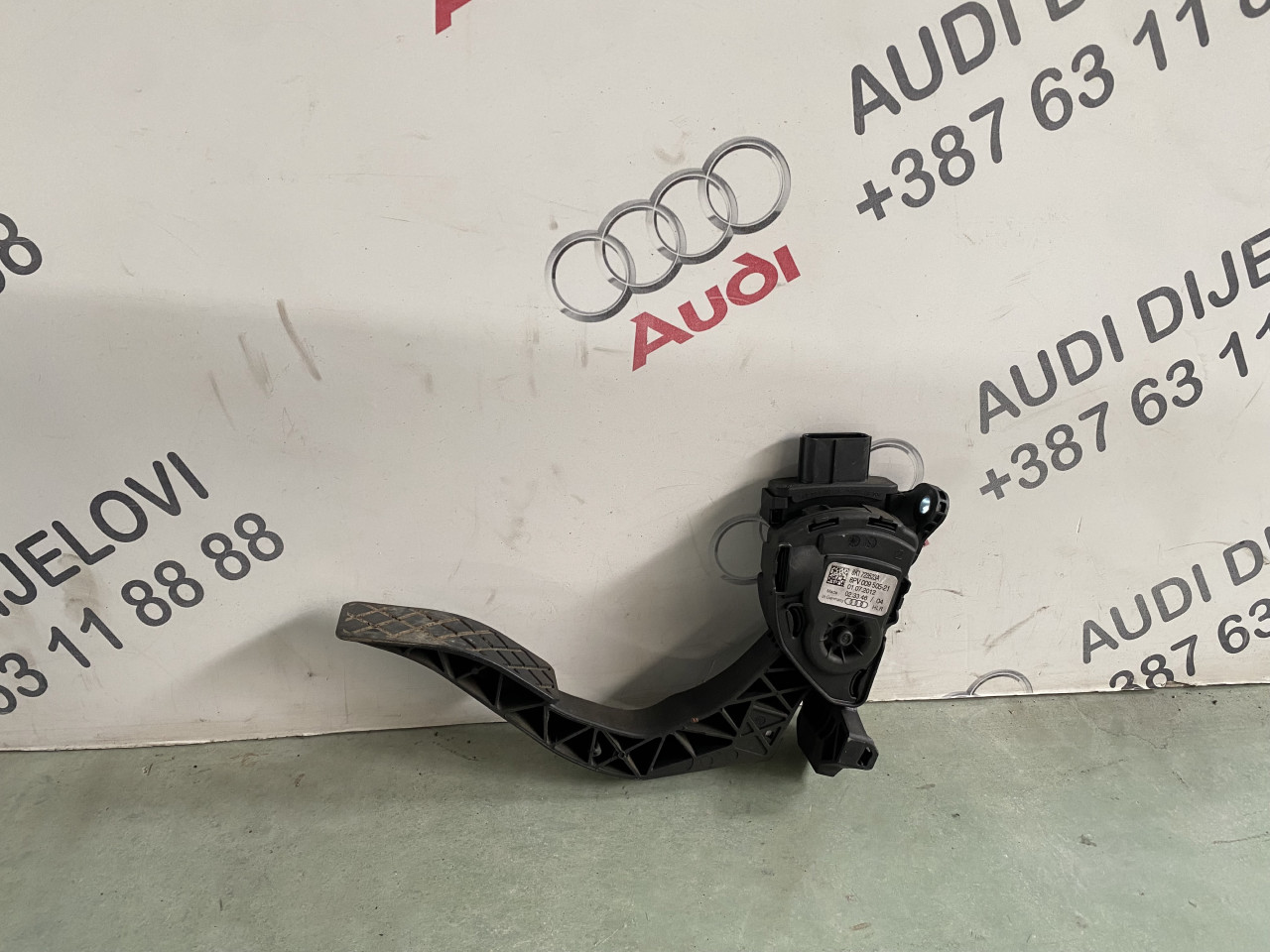A4 papucica gasa 8k1723523a b8.5 2014g 028