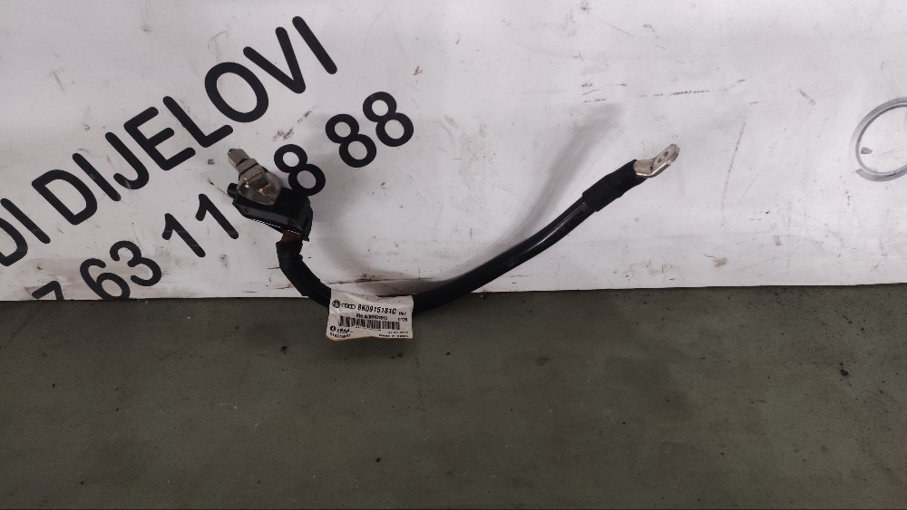 A6 4f klema 8k0915181c 2010g 038