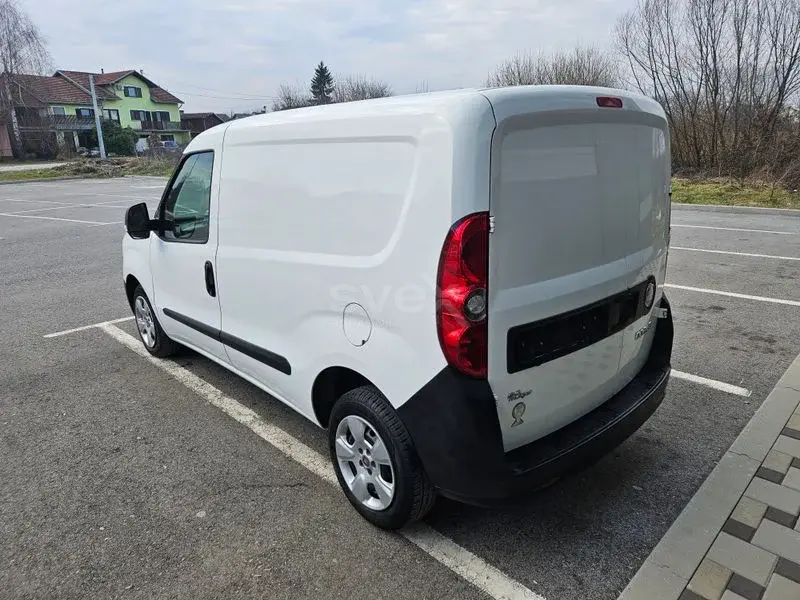 Fiat Doblo TERETNI 2011.god 1.3.dizel KLIMA
