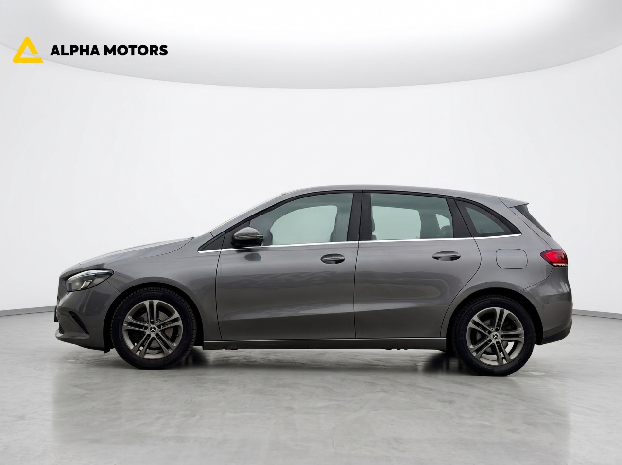 Mercedes-Benz B 180d-FULL LED- Automatik