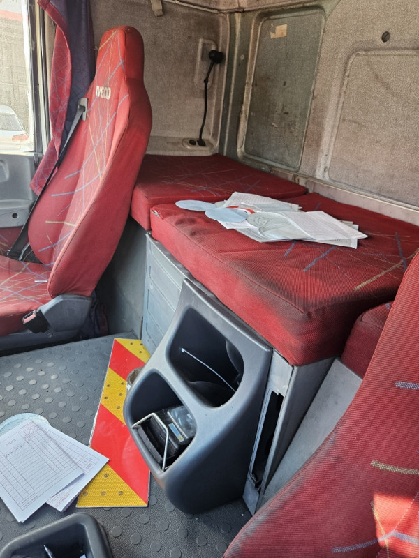 Kamion vucna služba - IVECO STRALIS 350 - HM Music doo