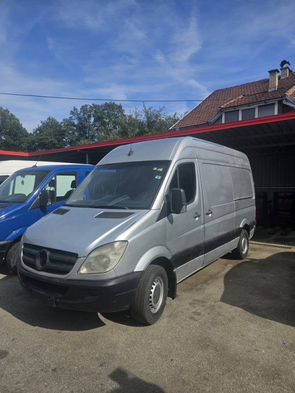 Mercedes-Benz Sprinter 316