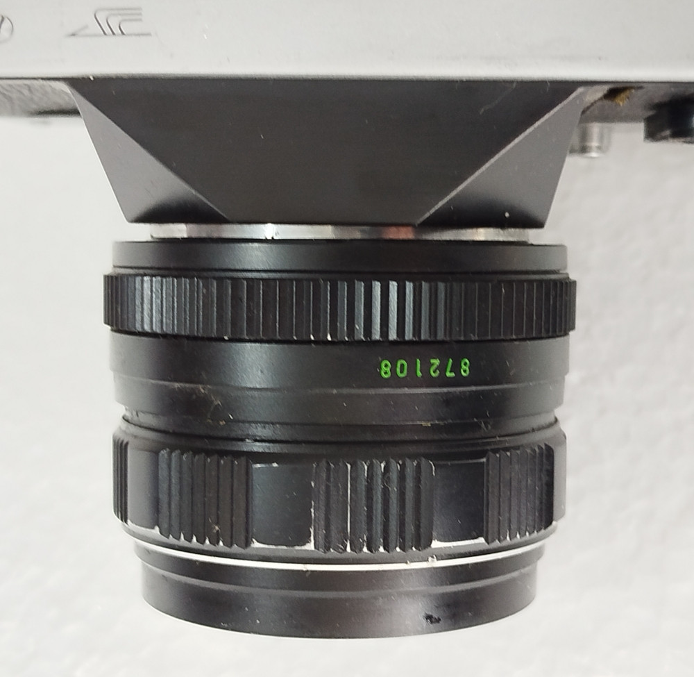 Zenit ET analogni fotoaparat Helios 44M-4 objektiv vintage