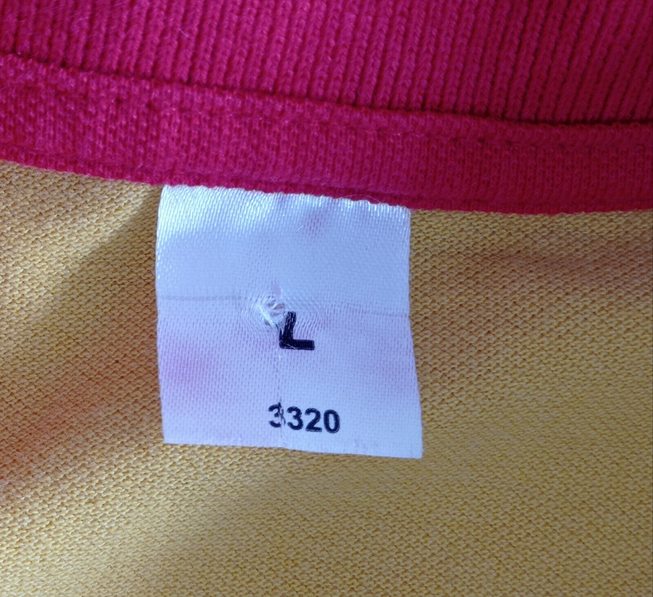 DHL majica zaposleni radna odjeća uniforma duks