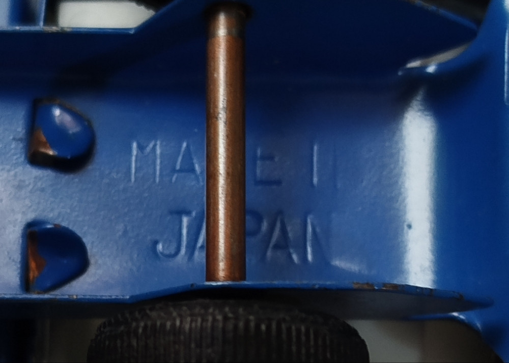 METALNI KAMION DIZALICA Vintage igračka iz Japana stariji model