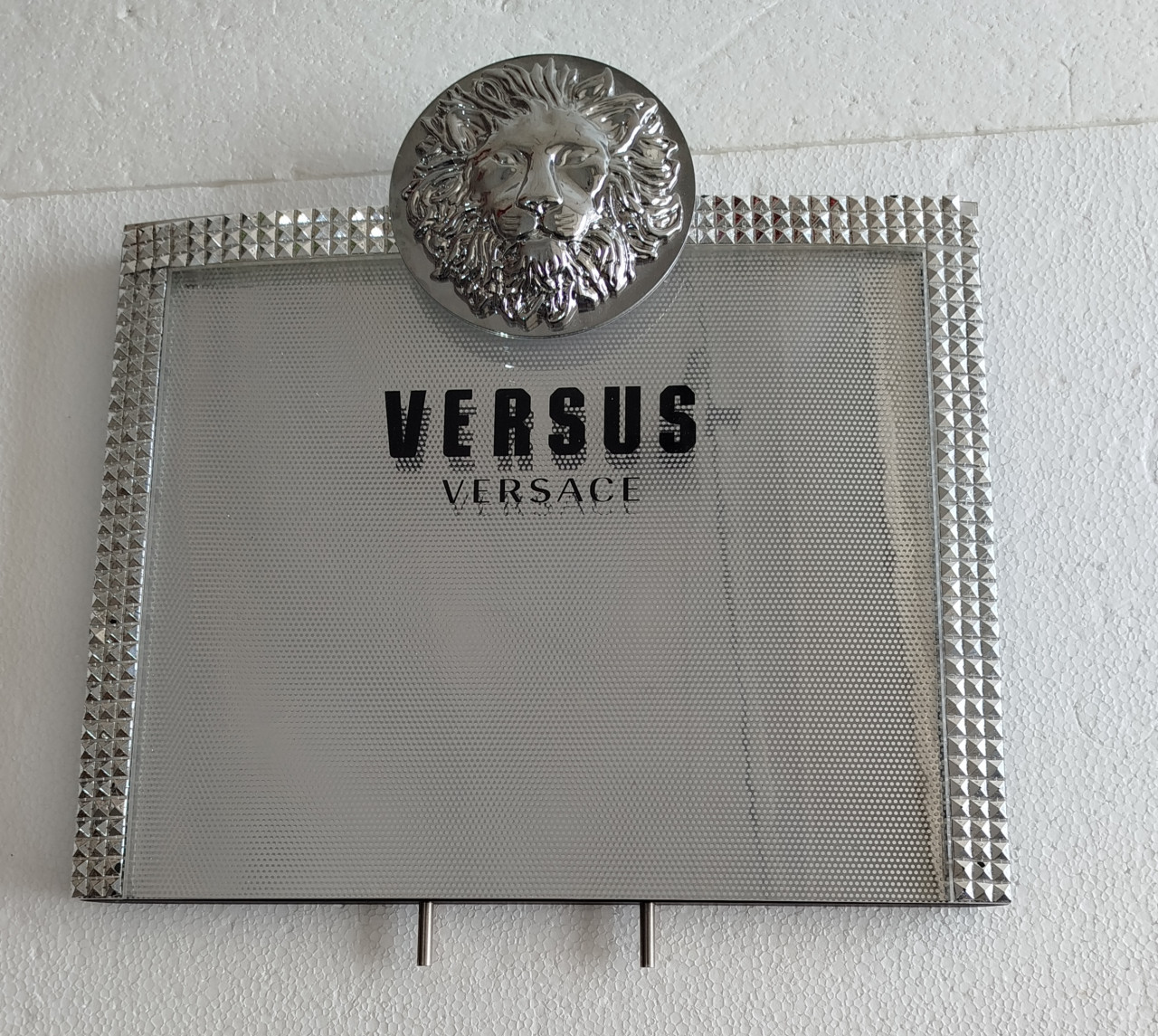 VERSACE VERSUS tabla lav reklama znak logo ogledalo