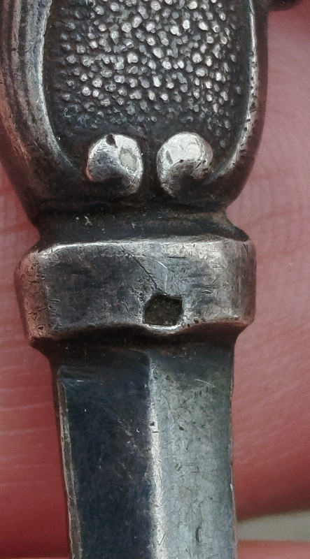 Stari otvarač pisama Amfas metalni dekorativni raritet vintage