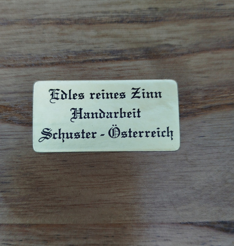 Zidne plate od kalaja kositra i drveta lovački motivi par vintage