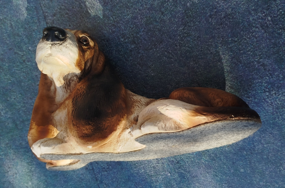 Figura psa Baset Basset Hound dekorativna keramička/resin figura