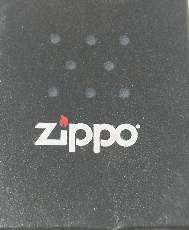 Zippo upaljač  original, graviran Made in USA u kutiji