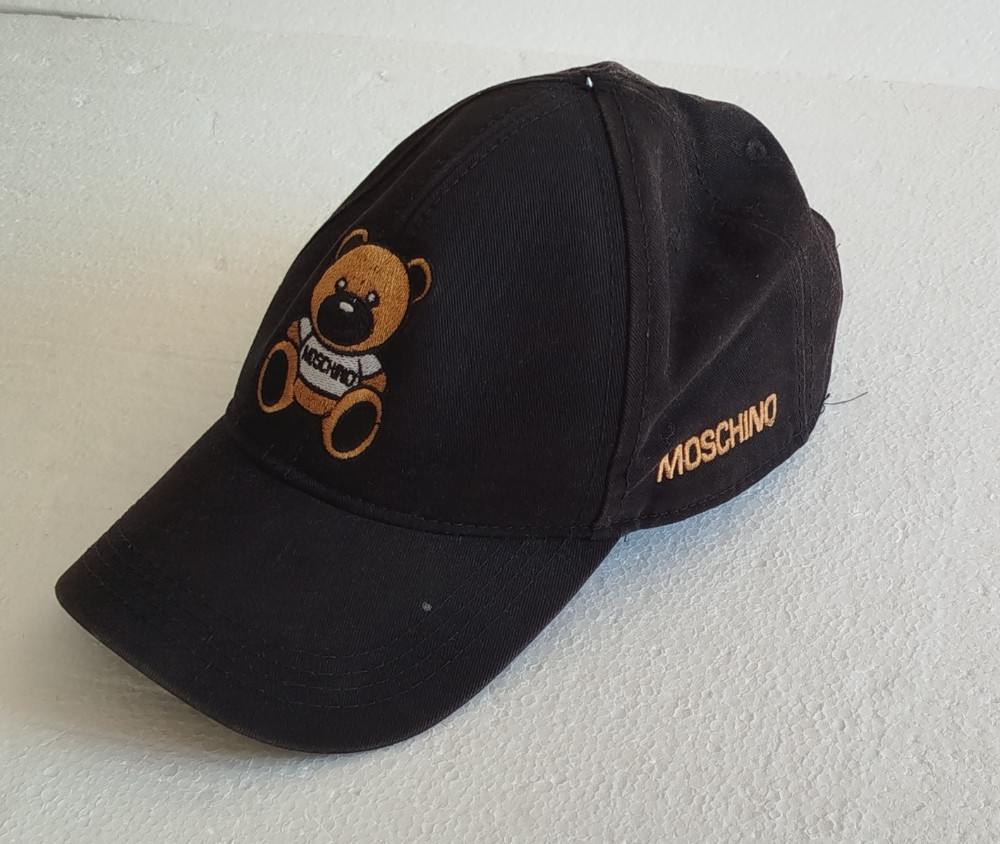 MOSCHINO kačket kapa logo amblem