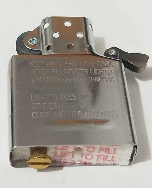 Zippo upaljač  original, graviran Made in USA u kutiji