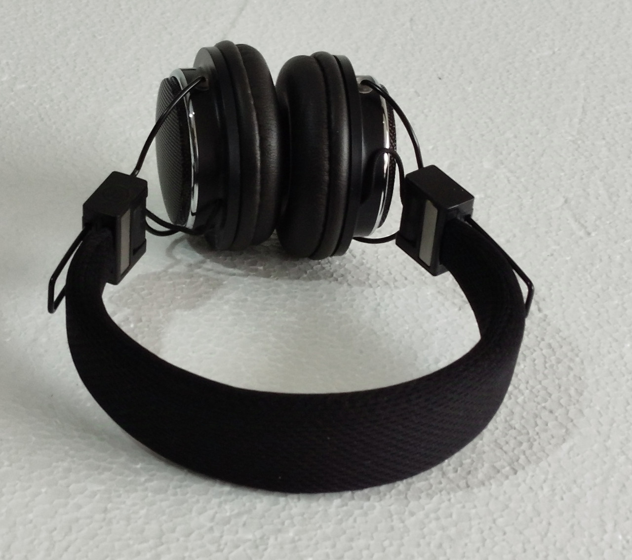 NOHRO Bluetooth LED slušalice kabl za punjenje uputstvo