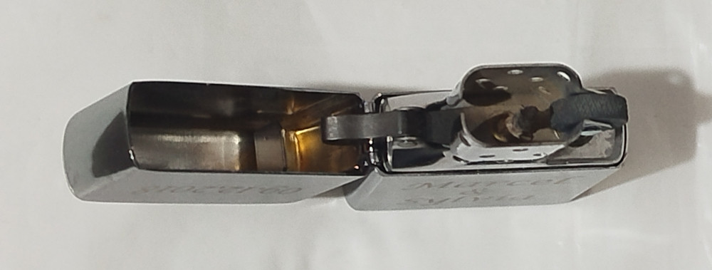 Zippo upaljač  original, graviran Made in USA u kutiji
