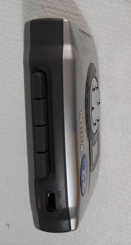 Aiwa TA483 Walkman kasete AM/FM Stereo radio