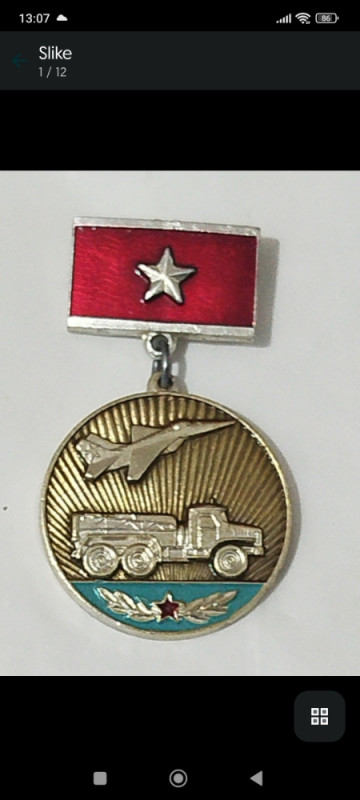 Medalje značke ordeni vojni istorijski kolekcionarski različiti