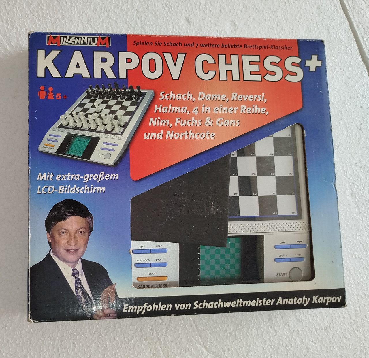 Anatolij Karpov Šah kompjuter računar nekorišten