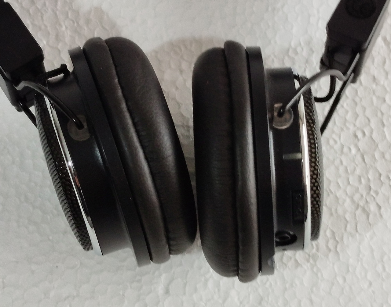 NOHRO Bluetooth LED slušalice kabl za punjenje uputstvo