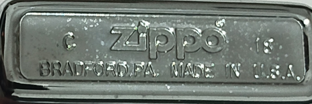 Zippo upaljač  original, graviran Made in USA u kutiji