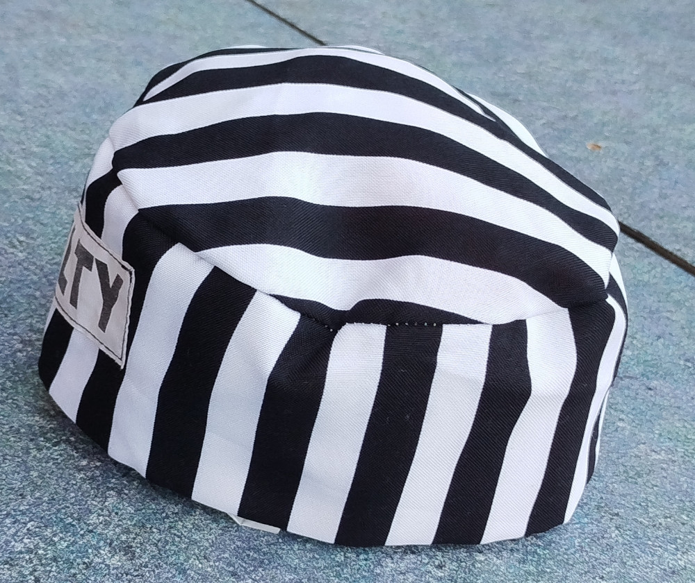 Kapa zatvorenička GUILTY crno-bijela maskiranje horor prank