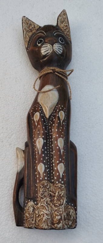 Mačka drvena figura rezbarena ručni rad