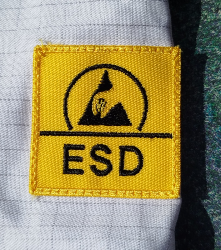 Zaštitini radni mantil ESD Mewa Naptex nenošen veći