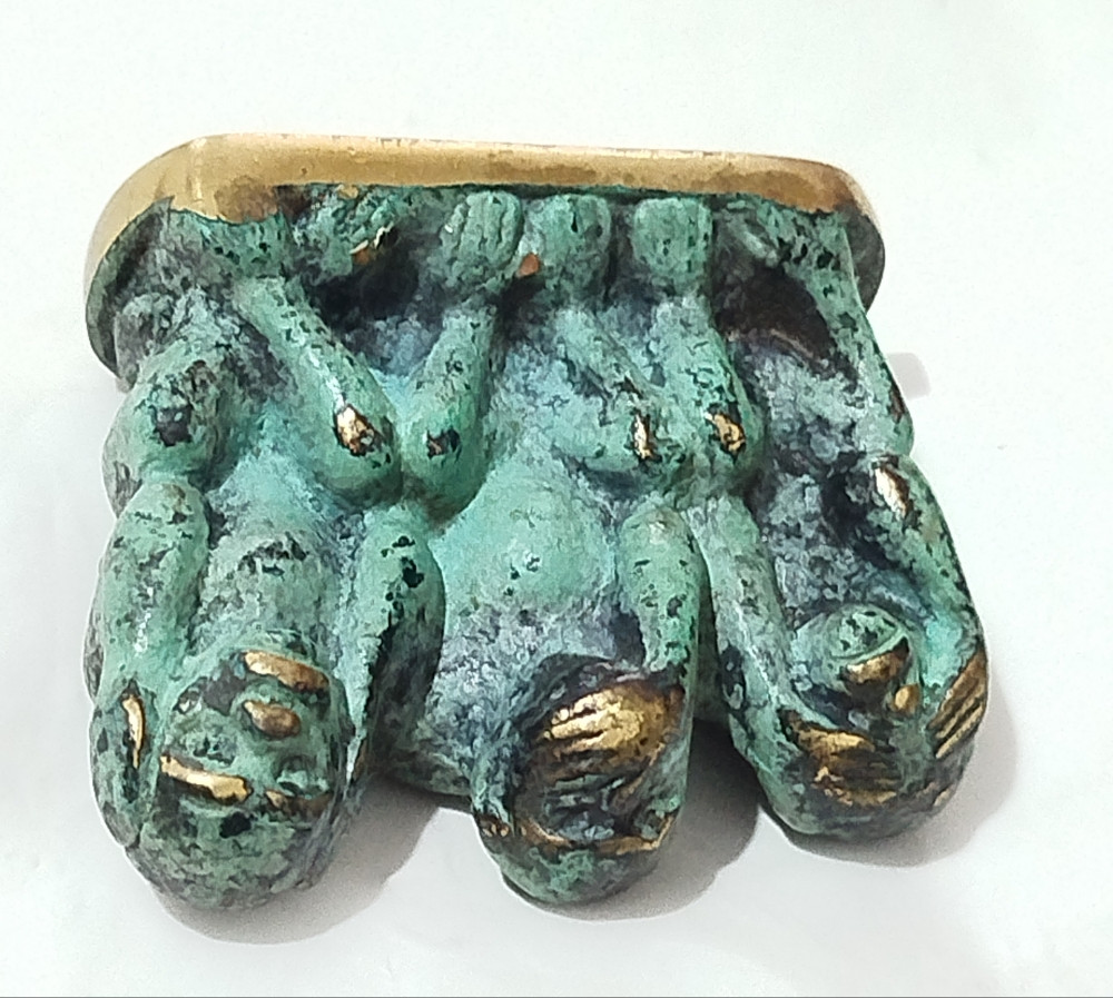 Tri majmuna Figura Mesing Bronza patina stari vintage