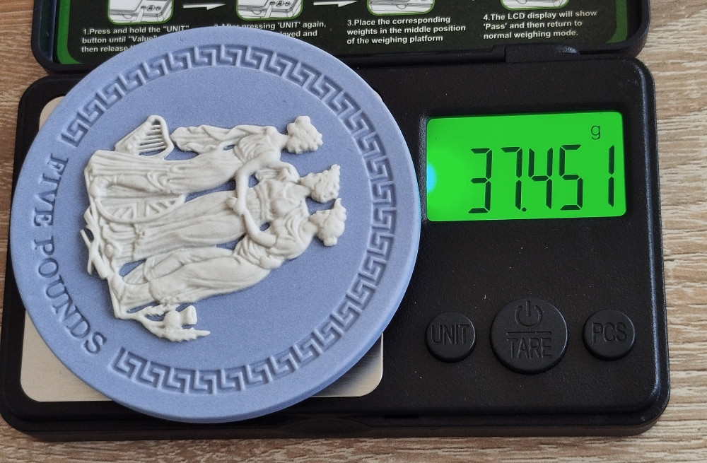Wedgwood Jasperware keramika kovanica 5 funti 2018