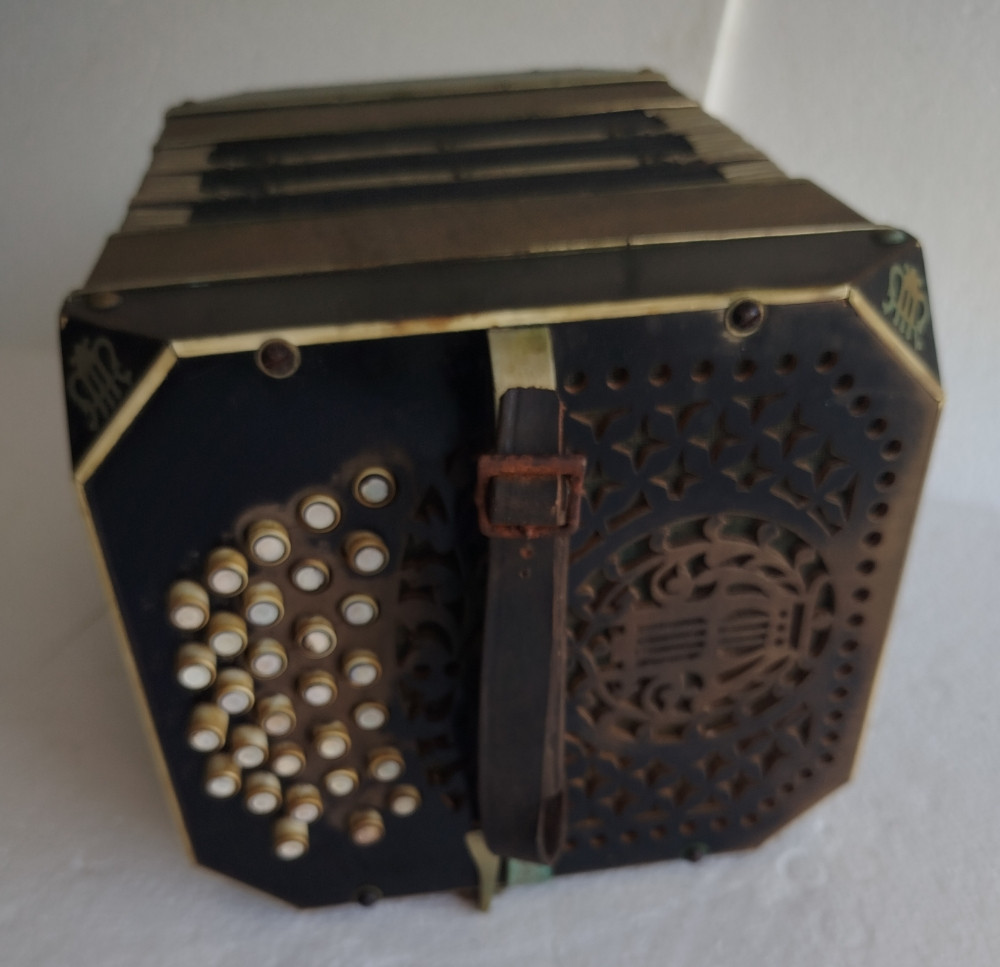 ELA ELA BANDONEON stara harmonika ORIGINALNI KOFER antika raritet