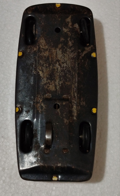 Limeni auto Foreign vintage igračka kolekcionarski model
