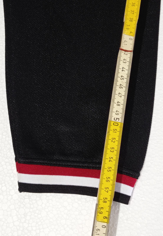 MECCA Athletics majica Hi Five dres Hip hop broj 8