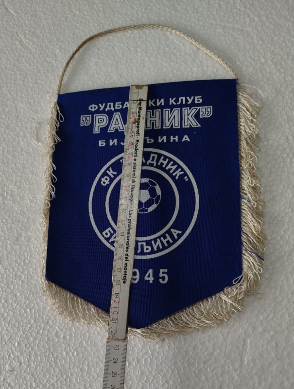 Zastavica Fudbalski klub Radnik Bijeljina kolekcionarska amblem