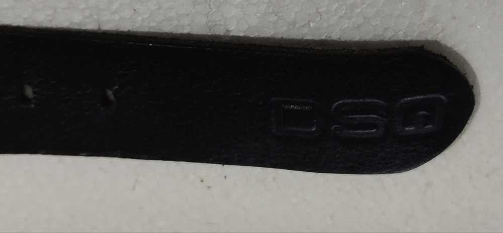 DSQUARED kožni kaiš crni prava kloža hlače pantolone jeans
