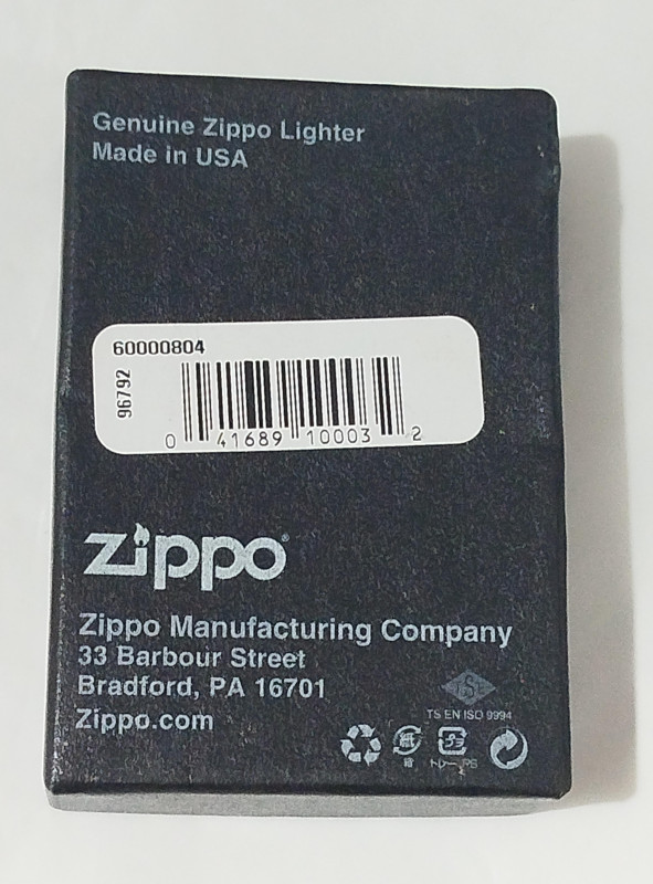 Zippo upaljač  original, graviran Made in USA u kutiji